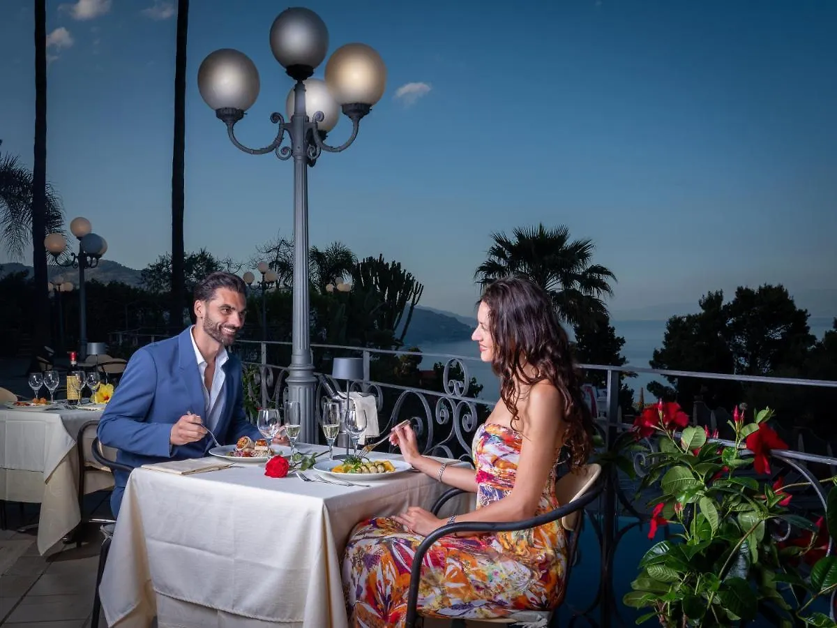 Hotel Ariston And Palazzo Santa Caterina Taormina