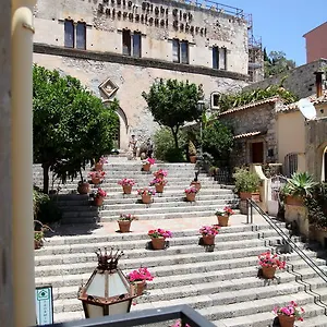 Alojamento de Acomodação e Pequeno-almoço Duomo Di, Taormina