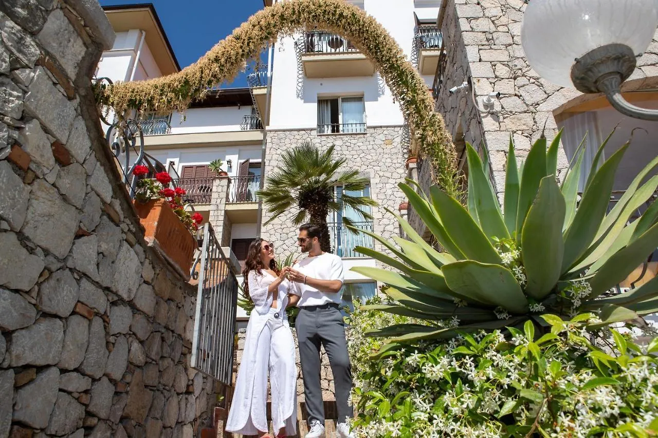 Hotel Ariston And Palazzo Santa Caterina Taormina 4*,  Italy