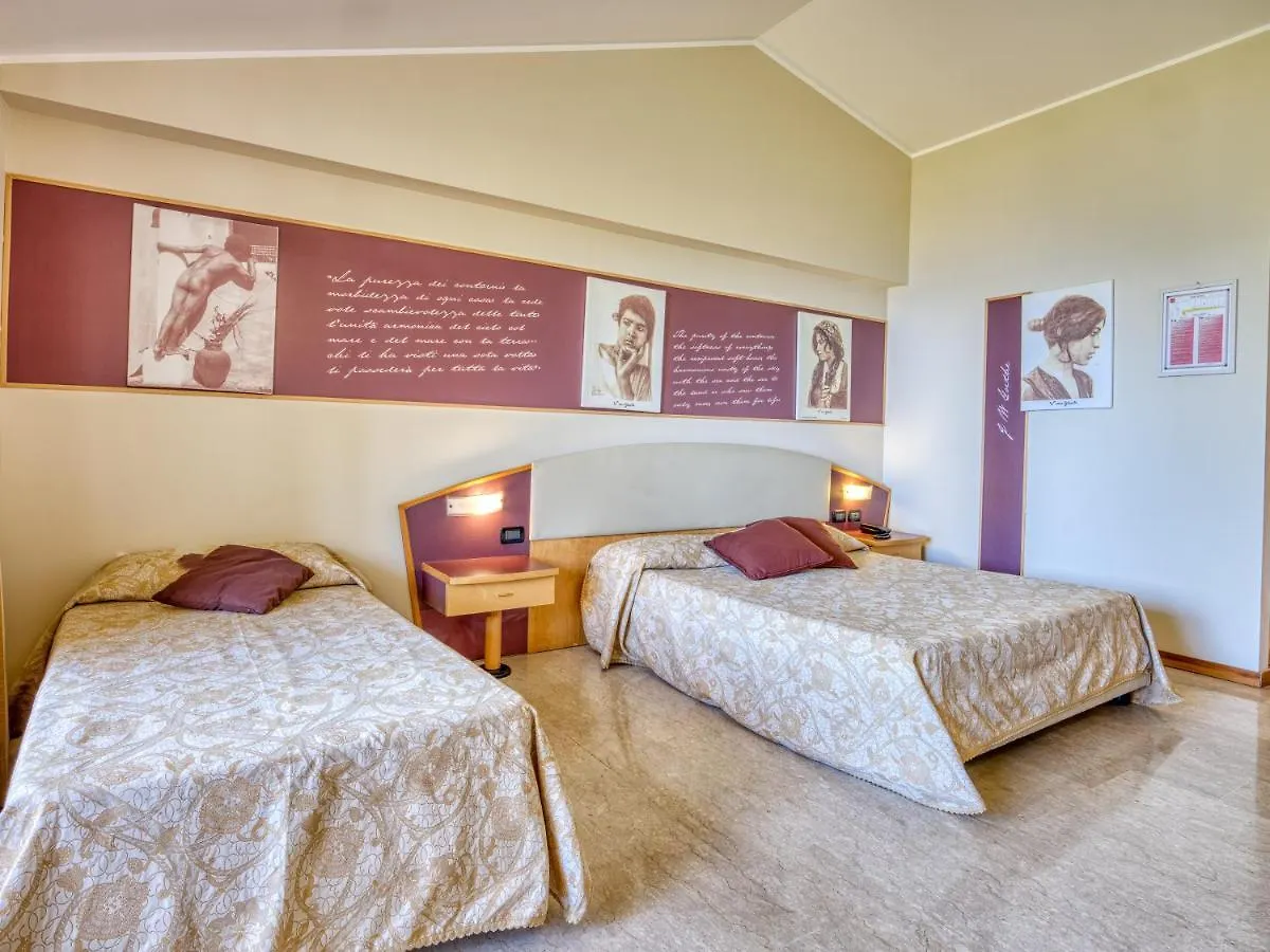 Hotel Ariston And Palazzo Santa Caterina Taormina 4*,